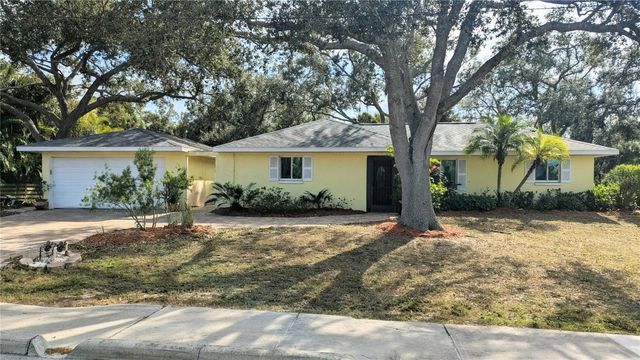 1710 ROBBINS ROAD, Nokomis, FL 34275