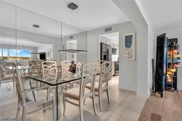 3410 Gulf Shore BLVD N 701, Naples, FL 34103