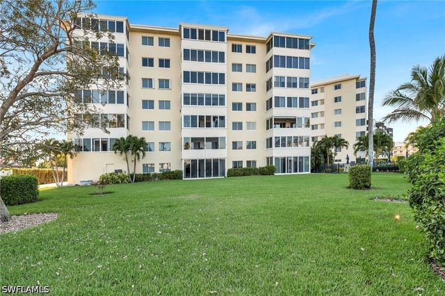 3410 Gulf Shore BLVD N 701, Naples, FL 34103