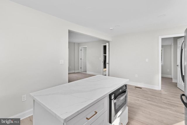 256 EWINGVILLE RD, Ewing, NJ 08638