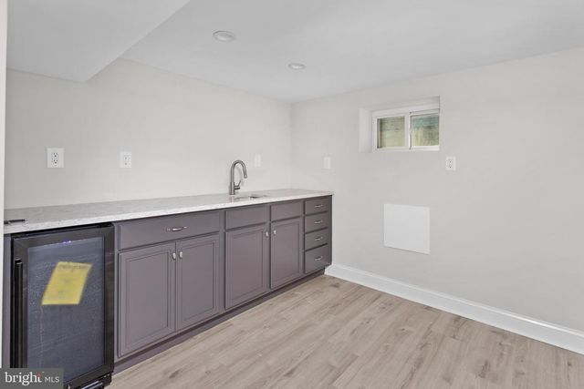 256 EWINGVILLE RD, Ewing, NJ 08638