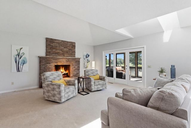 18121 Judicial Way S, Lakeville, MN 55044