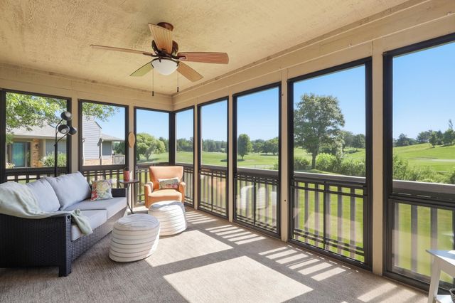 18121 Judicial Way S, Lakeville, MN 55044