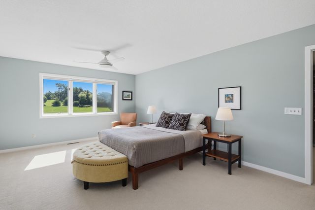 18121 Judicial Way S, Lakeville, MN 55044