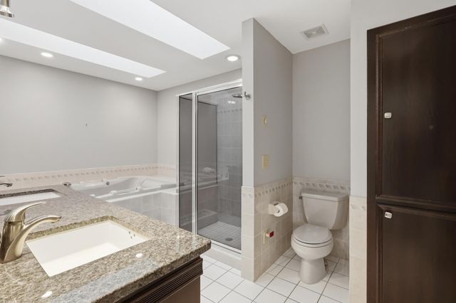 18121 Judicial Way S, Lakeville, MN 55044