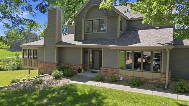 18121 Judicial Way S, Lakeville, MN 55044