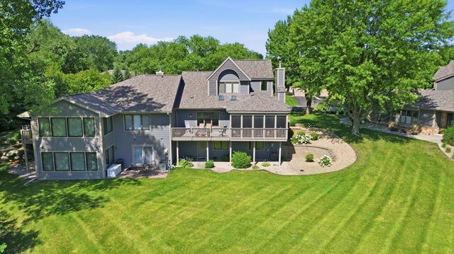 18121 Judicial Way S, Lakeville, MN 55044