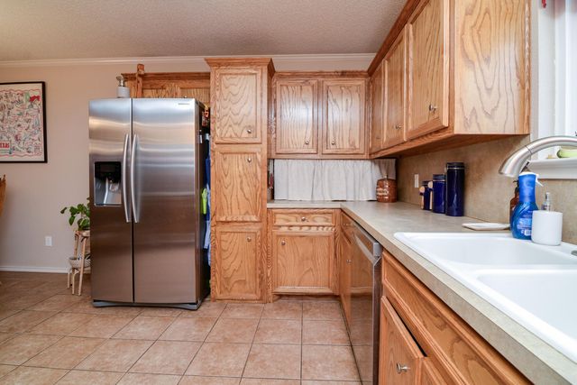 810 11th Street, Wolfforth, TX 79382