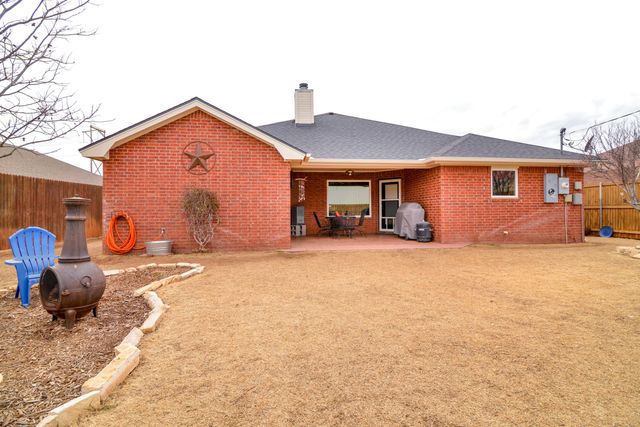 810 11th Street, Wolfforth, TX 79382