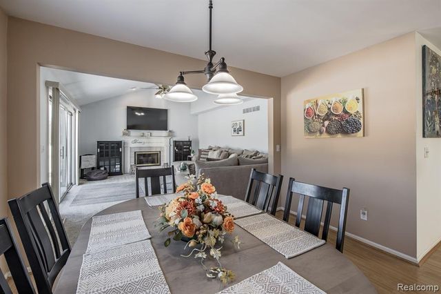 4930 Fox Chase Drive, White Lake, MI 48383