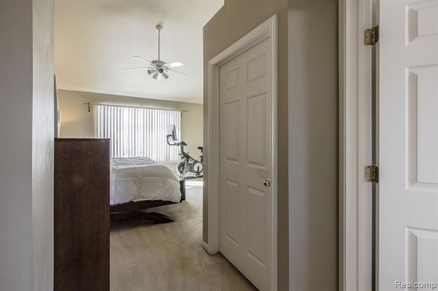 4930 Fox Chase Drive, White Lake, MI 48383