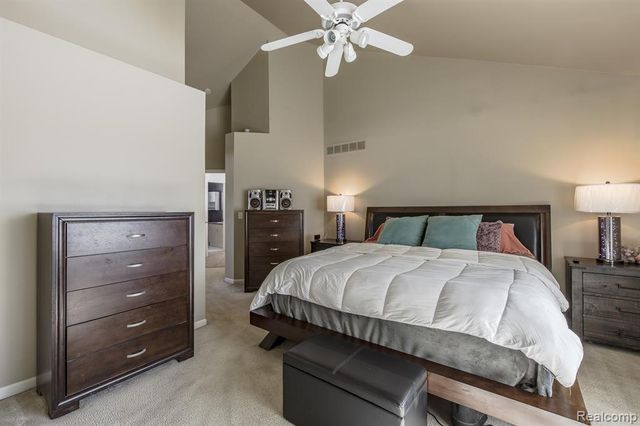 4930 Fox Chase Drive, White Lake, MI 48383