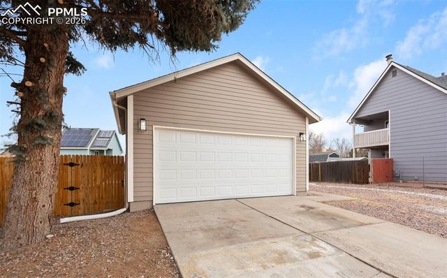 4440 Hollyridge Drive, Colorado Springs, CO 80916