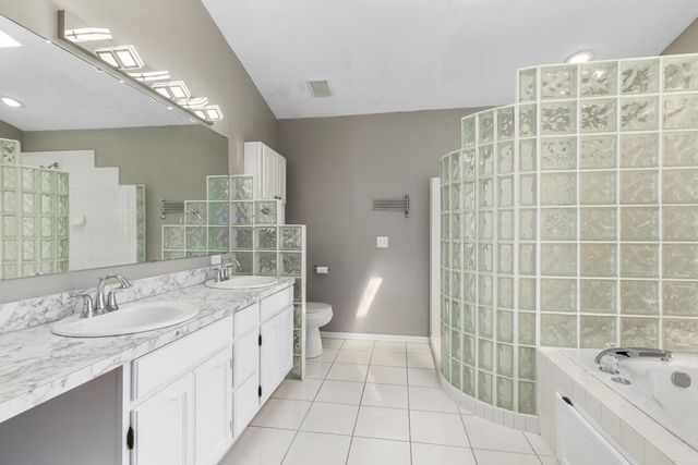 7721 Sun Quest Ridge Drive, Ada, MI 49301