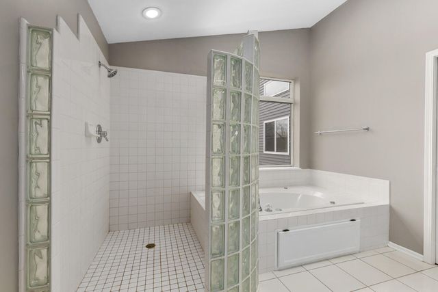 7721 Sun Quest Ridge Drive, Ada, MI 49301