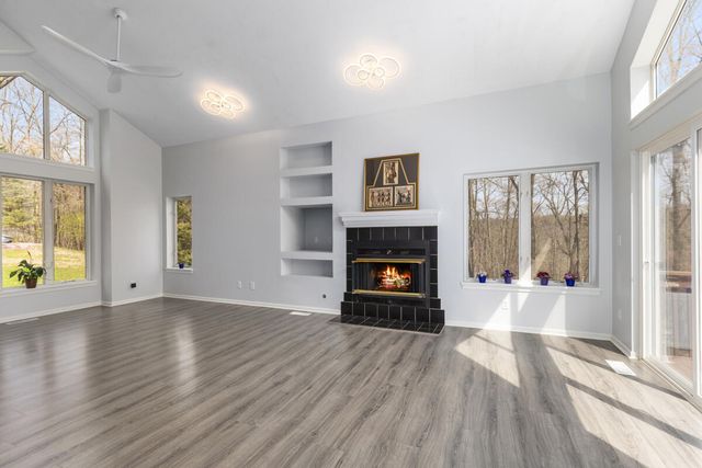 7721 Sun Quest Ridge Drive, Ada, MI 49301