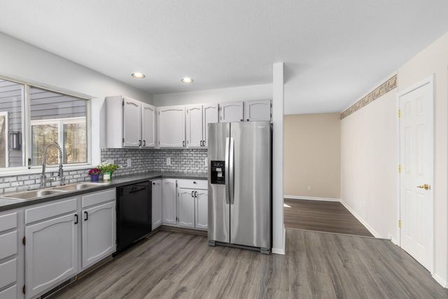 7721 Sun Quest Ridge Drive, Ada, MI 49301
