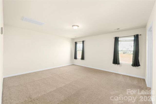 9517 Harvard Oak Court, Charlotte, NC 28269