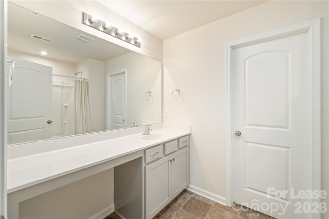 9517 Harvard Oak Court, Charlotte, NC 28269