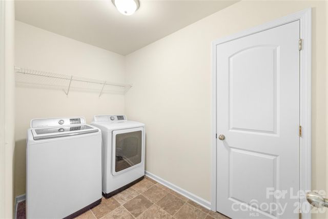 9517 Harvard Oak Court, Charlotte, NC 28269