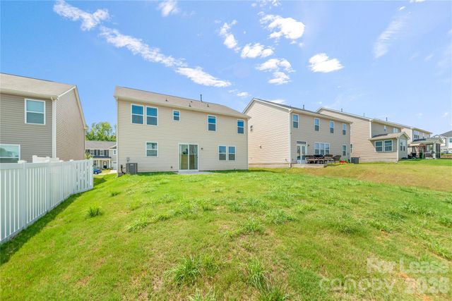 9517 Harvard Oak Court, Charlotte, NC 28269