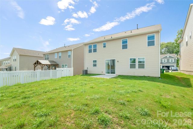 9517 Harvard Oak Court, Charlotte, NC 28269