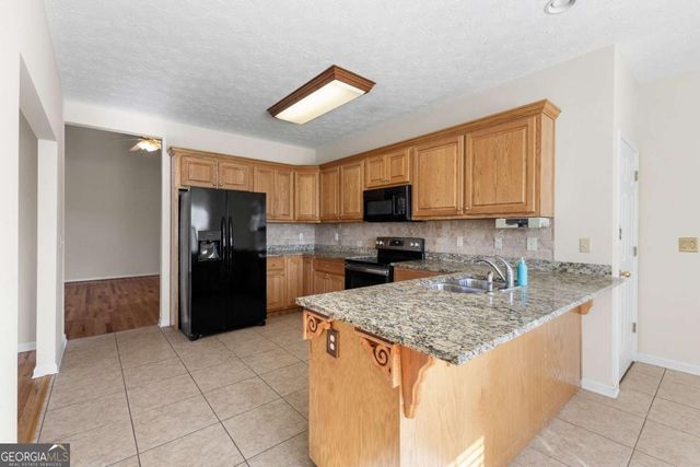 3322 Barry Lane, Gainesville, GA 30506