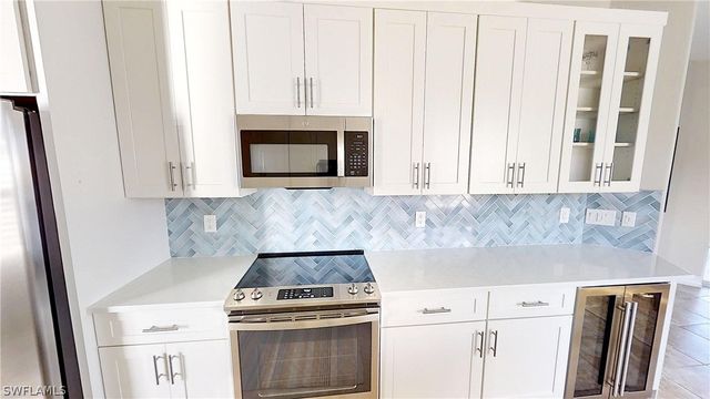 2115 Arielle DR 2601, Naples, FL 34109