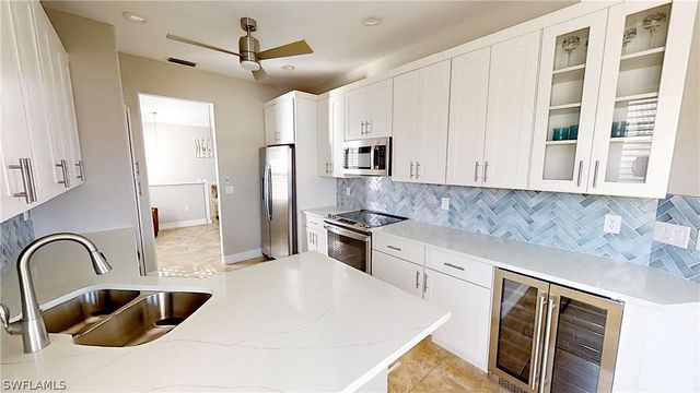 2115 Arielle DR 2601, Naples, FL 34109