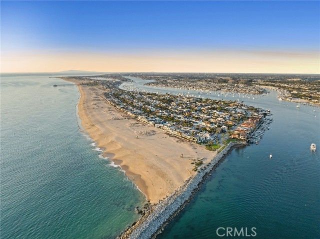 1576 E Ocean Boulevard, Newport Beach, CA 92661