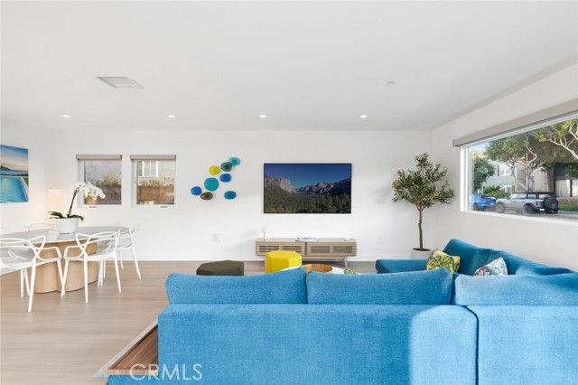 1576 E Ocean Boulevard, Newport Beach, CA 92661