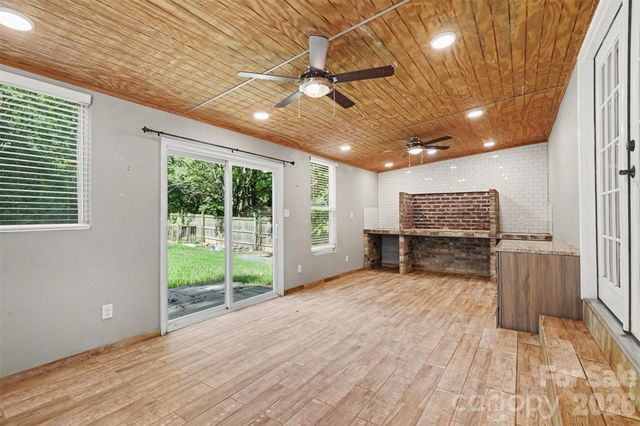 10724 Downpatrick Place, Charlotte, NC 28262