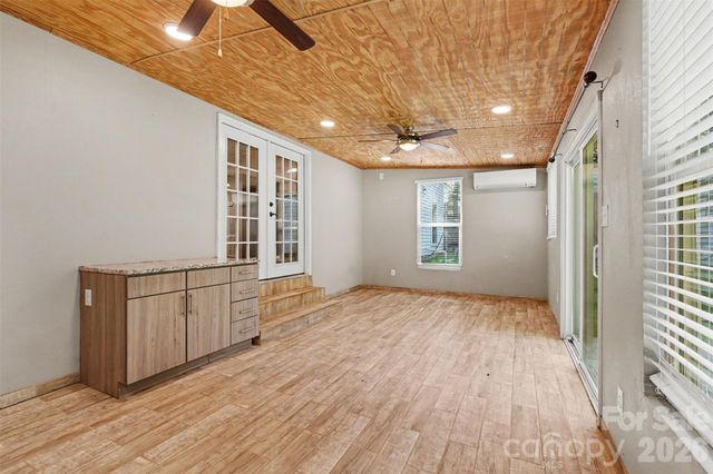 10724 Downpatrick Place, Charlotte, NC 28262