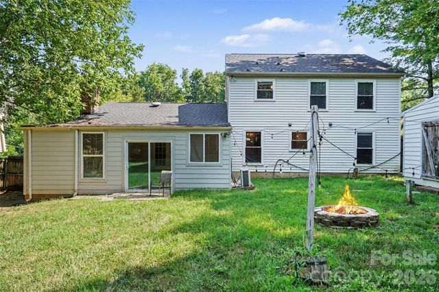 10724 Downpatrick Place, Charlotte, NC 28262