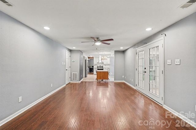 10724 Downpatrick Place, Charlotte, NC 28262