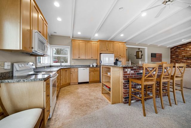 10361 Pretty Lake Trail, Plymouth, IN 46563