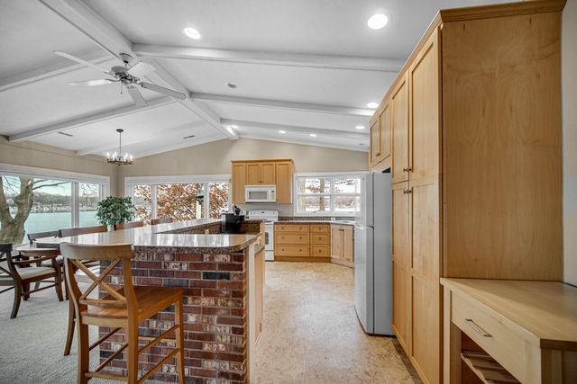 10361 Pretty Lake Trail, Plymouth, IN 46563