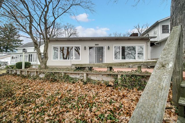 10361 Pretty Lake Trail, Plymouth, IN 46563