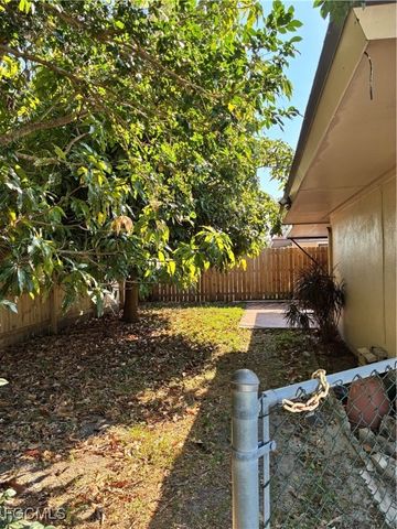 3619 Country BLVD, Cape Coral, FL 33904