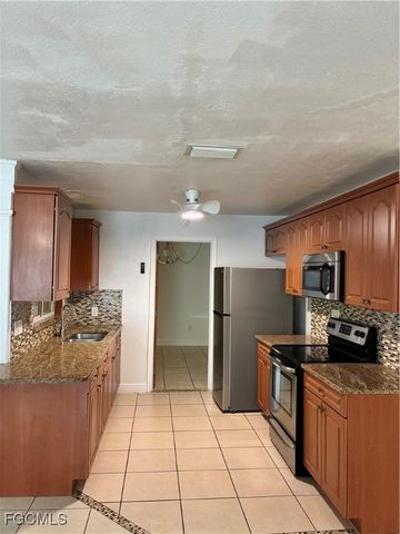 3619 Country BLVD, Cape Coral, FL 33904