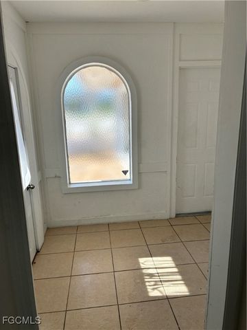 3619 Country BLVD, Cape Coral, FL 33904