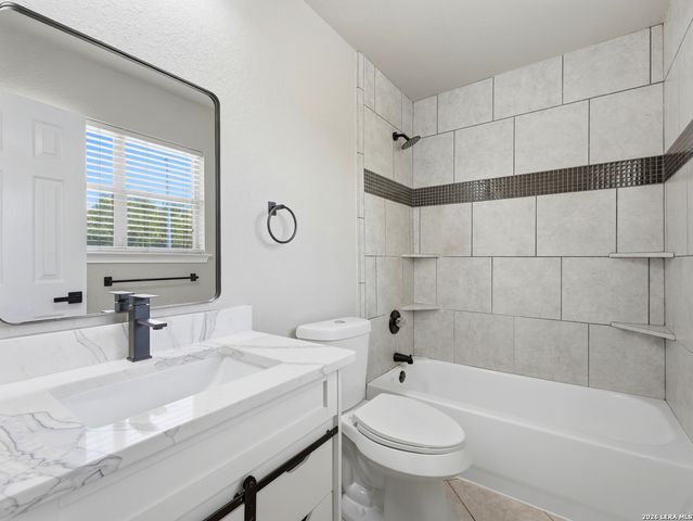 26 Beacon Bay, San Antonio, TX 78239
