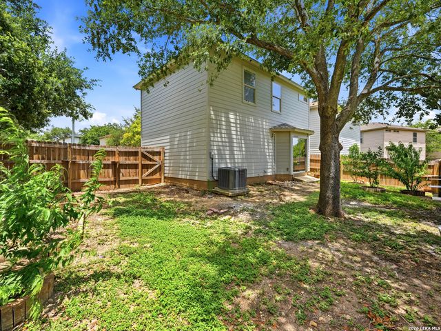 26 Beacon Bay, San Antonio, TX 78239