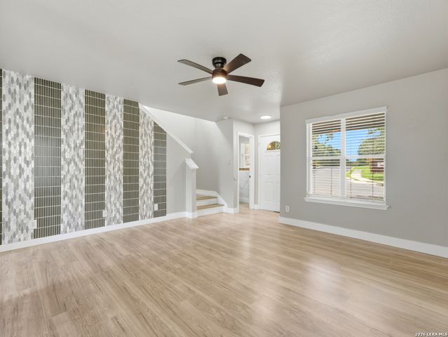 26 Beacon Bay, San Antonio, TX 78239