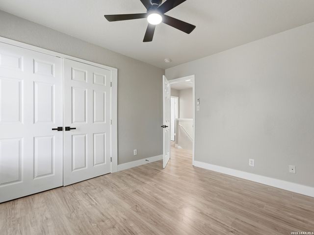 26 Beacon Bay, San Antonio, TX 78239