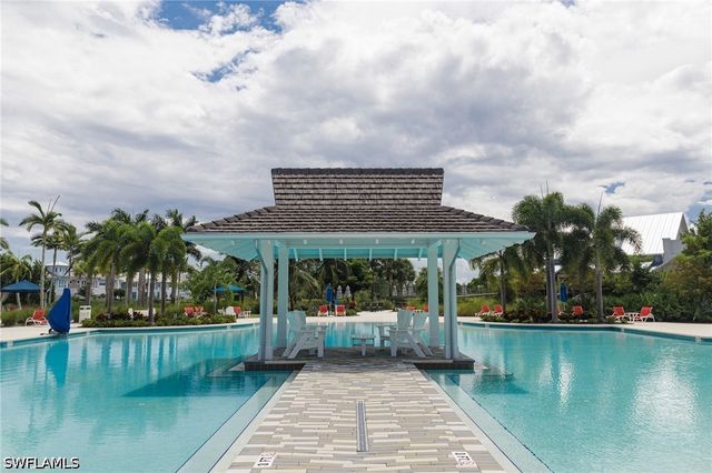 7184 Cayo Coco LN, Naples, FL 34113
