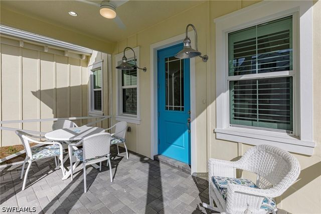7184 Cayo Coco LN, Naples, FL 34113
