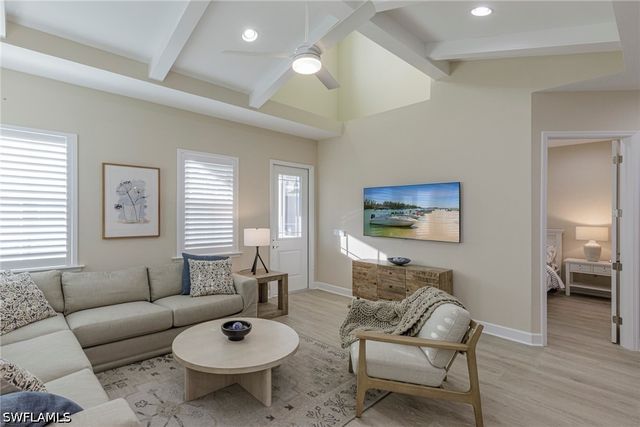 7184 Cayo Coco LN, Naples, FL 34113