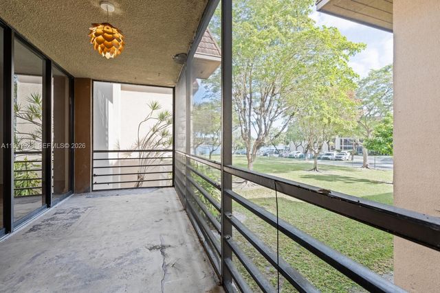 665 NE 195th Street 222, Miami, FL 33179