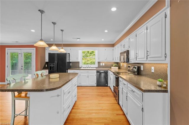 1078 NC Highway 66 S, Westfield, NC 27053